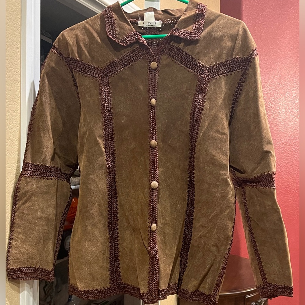 Vintage IDI by Matthew Suede Leather and Crochet brown jacket. Size medium.